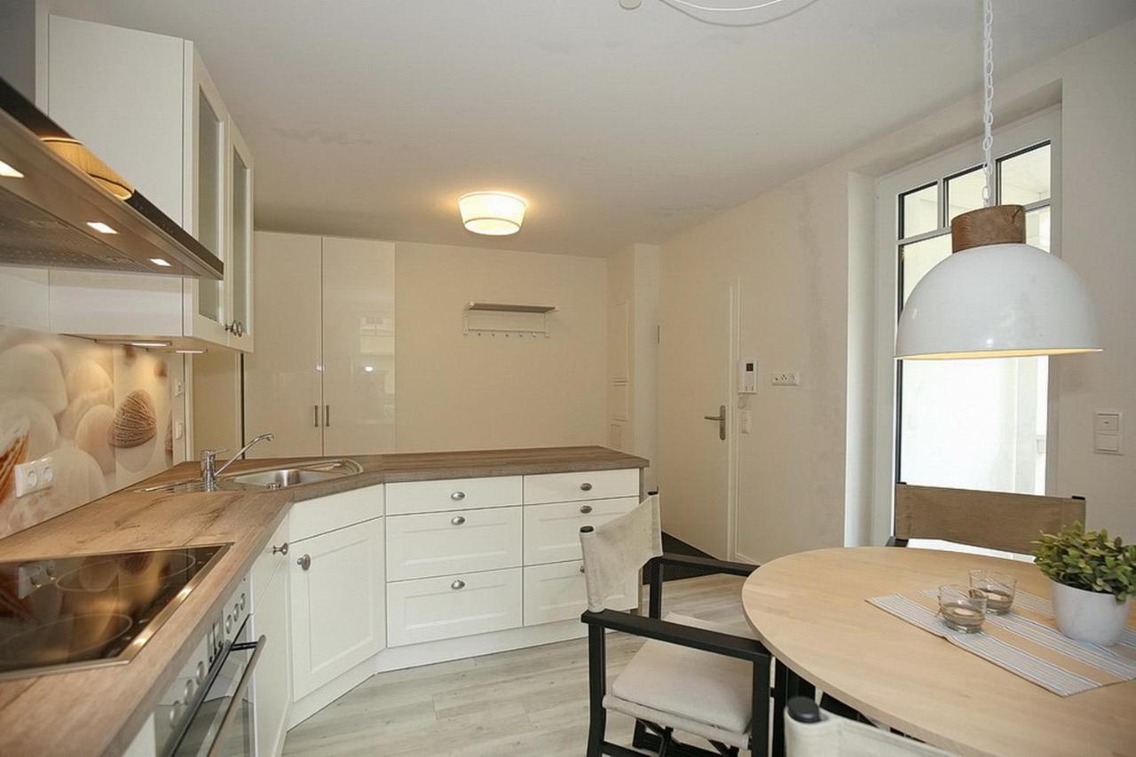 Strandvilla Scholle - Dorsch Wohnung 02 Больтенгаген Екстер'єр фото